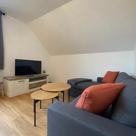Charmante Altbauwohnung An Der Kesselschleuse 3 Apartment Emden
