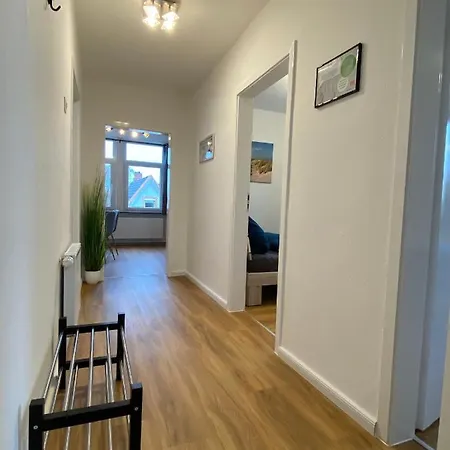 Charmante Altbauwohnung An Der Kesselschleuse 3 *