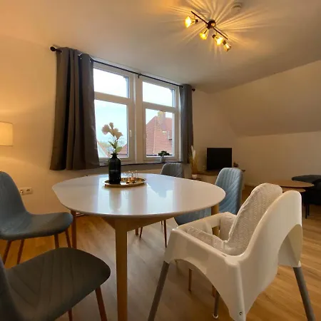 Charmante Altbauwohnung An Der Kesselschleuse 3