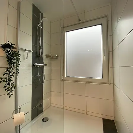 Charmante Altbauwohnung An Der Kesselschleuse 3 Emden