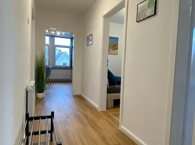 Charmante Altbauwohnung An Der Kesselschleuse 3 *